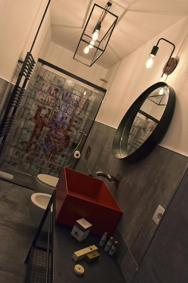 Garage47 Storica Officina Meccanica Loft B&B In Pienza Exterior photo