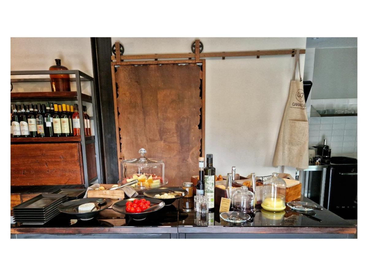 Garage47 Storica Officina Meccanica Loft B&B In Pienza Exterior photo