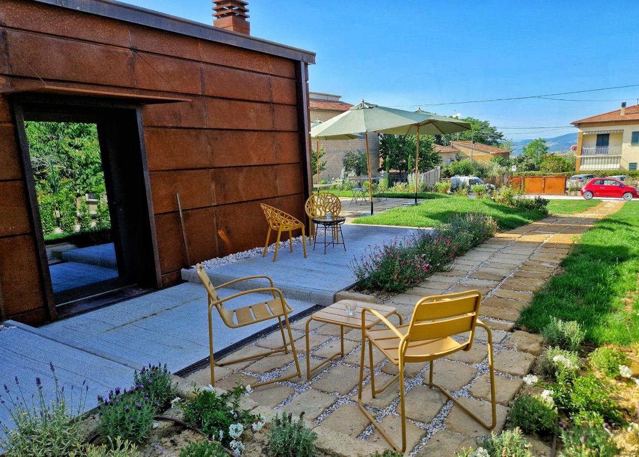 Garage47 Storica Officina Meccanica Loft B&B In Pienza Exterior photo