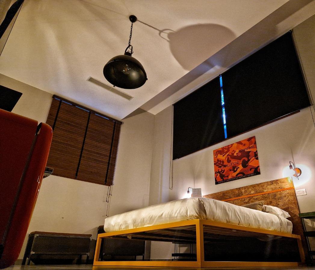 Garage47 Storica Officina Meccanica Loft B&B In Pienza Exterior photo